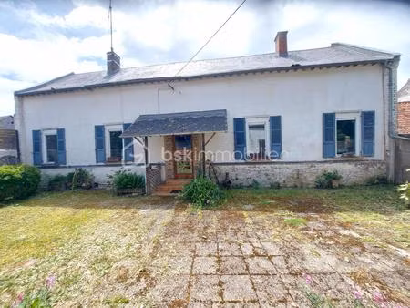 maison de caractère avec dépendances ! calme  espace et potentiel : une opportunité à sais