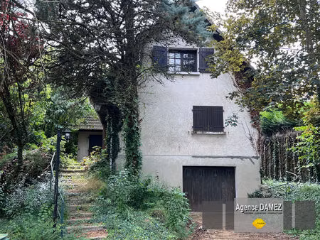 3 km dourdan  sainte-mesme  maison traditionnelle sur sous-sol  7 pièces 150 m²