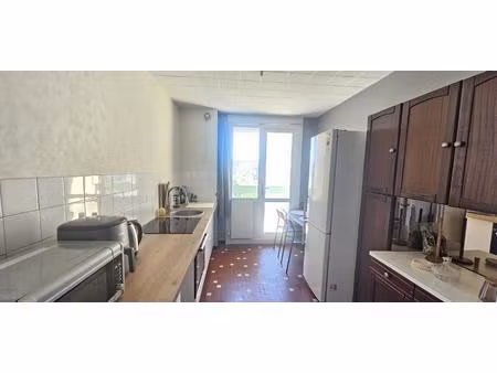 appartement 2 pièces saint genis laval - 158000 €