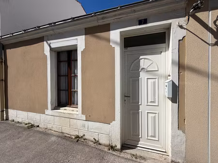 les sables d'olonne (85100) rarissime adorable maison de pecheur a renover avec dependance