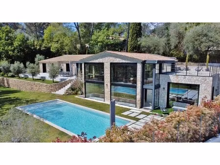 valbonne village à pied - magnifique mas en pierre 290m²