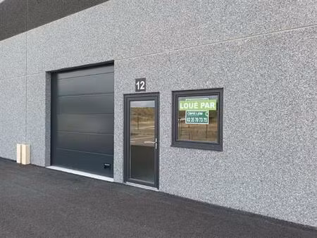 location local d'activités saint sauveur 147 m²