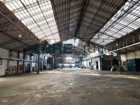 vente local d'activités amboise 3 860 m²
