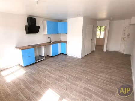 à louer appartement 55 m² – 660 € |sainte-pazanne