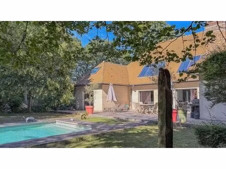 maison de luxe en vente à lamorlaye  hauts-de-france