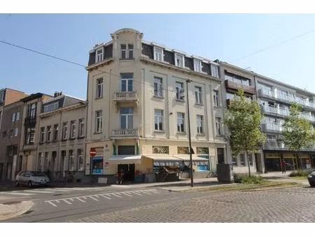 appartement te huur in berchem met 2 slaapkamers