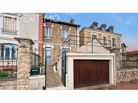 à vendre meulière surface total 115 m²  3 chambres  garage
