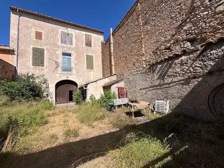 vente maison 8 pièces 240 m² à cruzy (34310)  130 000 €