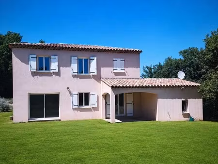 villa 127 m2 sur magnifique terrain de 5 502 m2