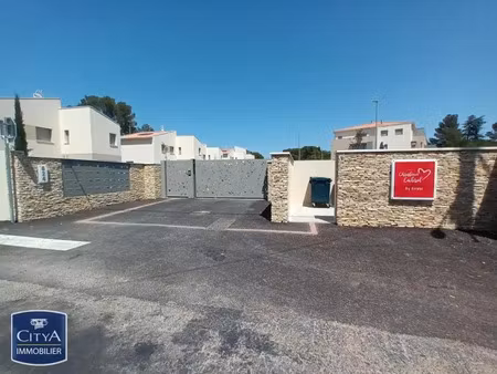 parking à louer - nîmes (30) - 65€
