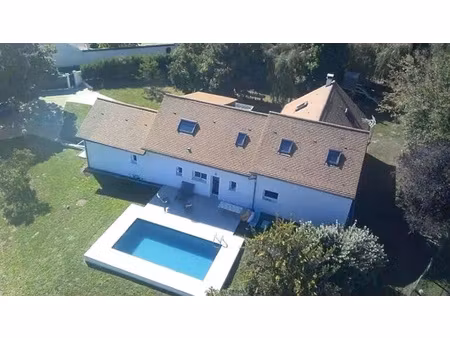 maison familiale 316 m² avec piscine