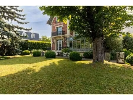 maison de luxe de 18 pièces en vente à livry-gargan  île-de-france