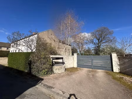 vente maison 5 pièces 131 m² à ars-les-favets (63700)  161 000 €