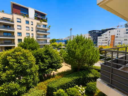 location appartement 1 pièce 33 m² à issy-les-moulineaux (92130)