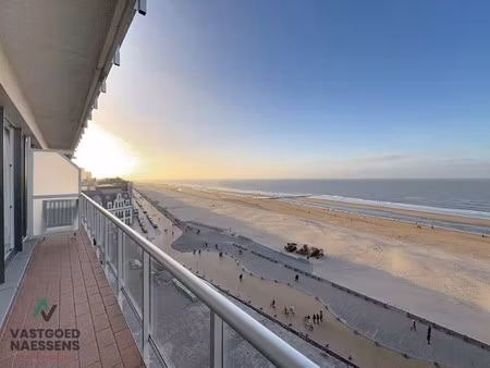 schitterend vernieuwd 2 slpk app - zicht op zee en terrassen