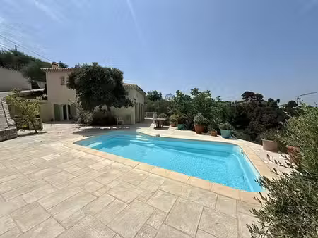 maison de luxe en vente à castagniers  provence-alpes-côte d'azur
