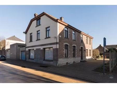 prachtige authentieke en ruime villa met enorm potentieel