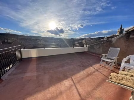 maison de village avec terrasse