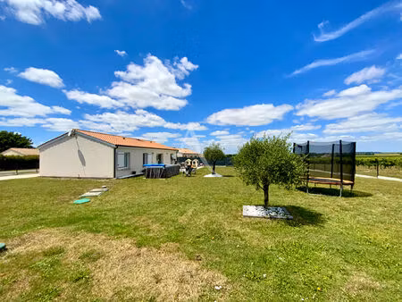 vente maison 5 pièces  105.00m²  allas