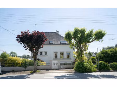 vente maison 8 pièces  134.00m²  ploërmel