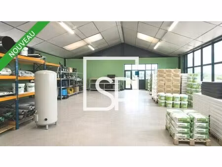 vente entrepôt saint bonnet pres riom 63200 750m²