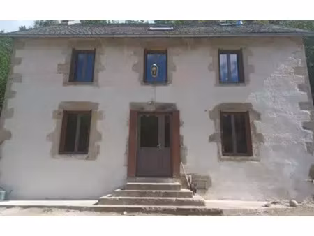 bourg-lastic (63760)