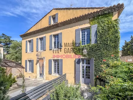 vente maison 11 pièces 250 m² à carpentras (84200)  397 000 €