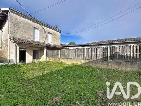 vente immeuble à guîtres (33230) : à vendre / 270m² guîtres