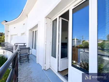 appartement t2 avec balcon 200 m de la plage