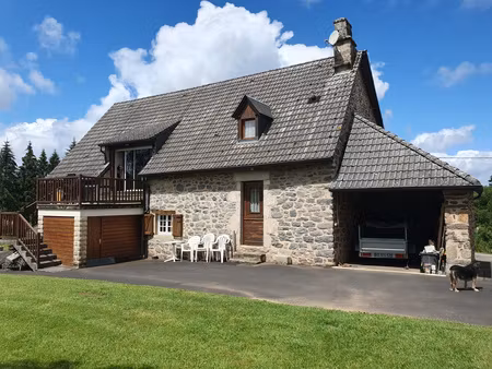 belle grange rénovée en xaintrie proche commerces