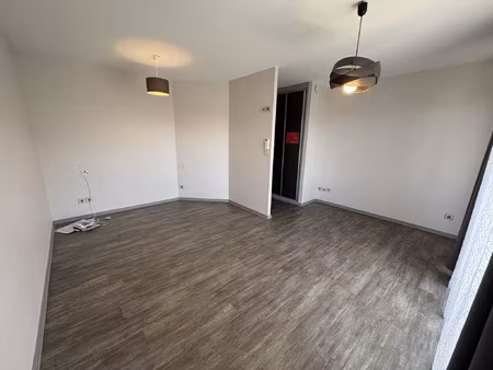 a louer - studio meublé agen centre