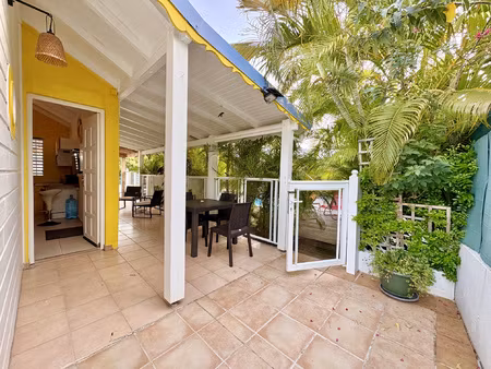 bungalow f2 meuble 40m2 env. plages a 200m piscine citerne