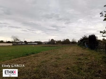terrain plat constructible 1710m2
