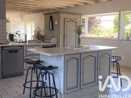 vente maison à saint-pierre-d'amilly (17700) : à vendre / 239m² saint-pierre-d'amilly