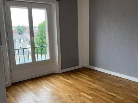 location appartement 3 pièces à fougères (35300) : à louer 3 pièces / 66m² fougères