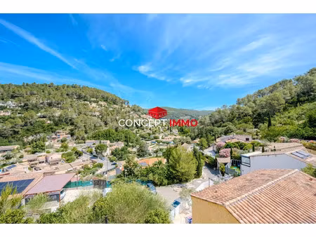 vente maison 5 pièces 128 m² à solliès-toucas (83210)  468 000 €