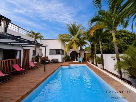 ensemble immobilier de prestige à réunion – villa principale + villa meublée + studio indé