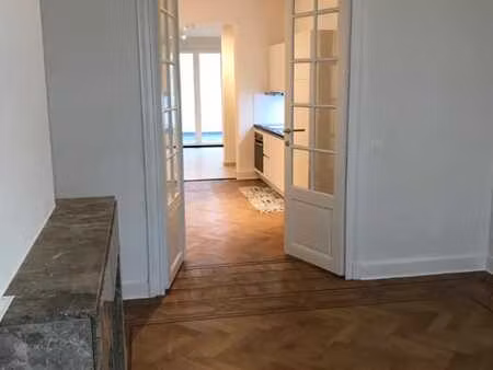 appartement 1 chambre avec cour