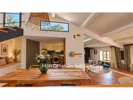 vente maison 4 pièces 137 m² à lourmarin (84160)  499 000 €