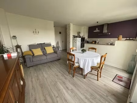bel appartement lumineux - 67 04 m²