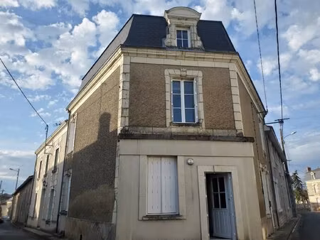 maison de 5 chbres à louer entre thouars et loudun