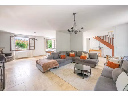 vente maison 6 pièces 170 m² à le mesnil-saint-denis (78320)  599 000 €