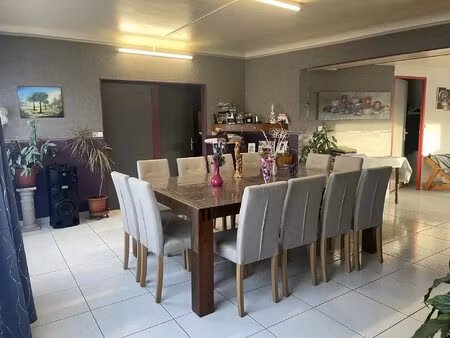 spacieuse maison de 4 chbres - 238 m²
