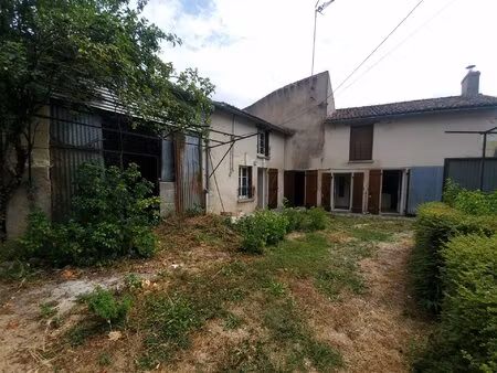 charmante maison en pierre à 3 km de loudun