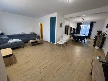 pavillon sur sous-sol rénové - 137 m²
