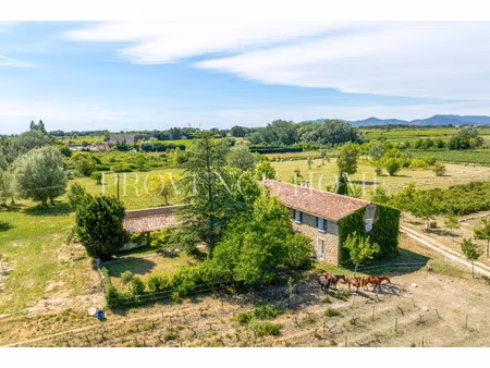 maison de luxe à vendre à mazan