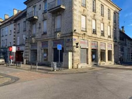 location bureaux et commerces à argentan (61200) : à louer / 189m² argentan