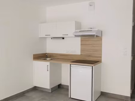 location appartement 1 pièce 36 m² à albi (81000)