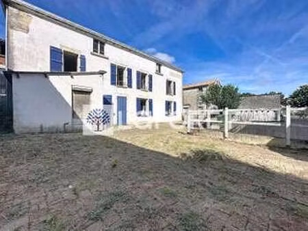 vente maison à saint-pierre-du-chemin (85120) : à vendre / 174m² saint-pierre-du-chemin
