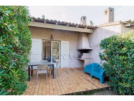 palombaggia villa n4: 2 chambres 2 salles d'eau avec jardin au sein d’une résidence...
